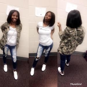 Meet your Posher, Cassie